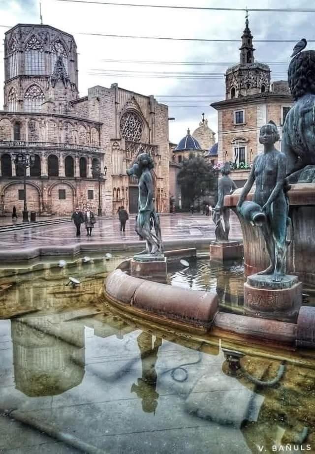 Tosalet Valência Exterior foto
